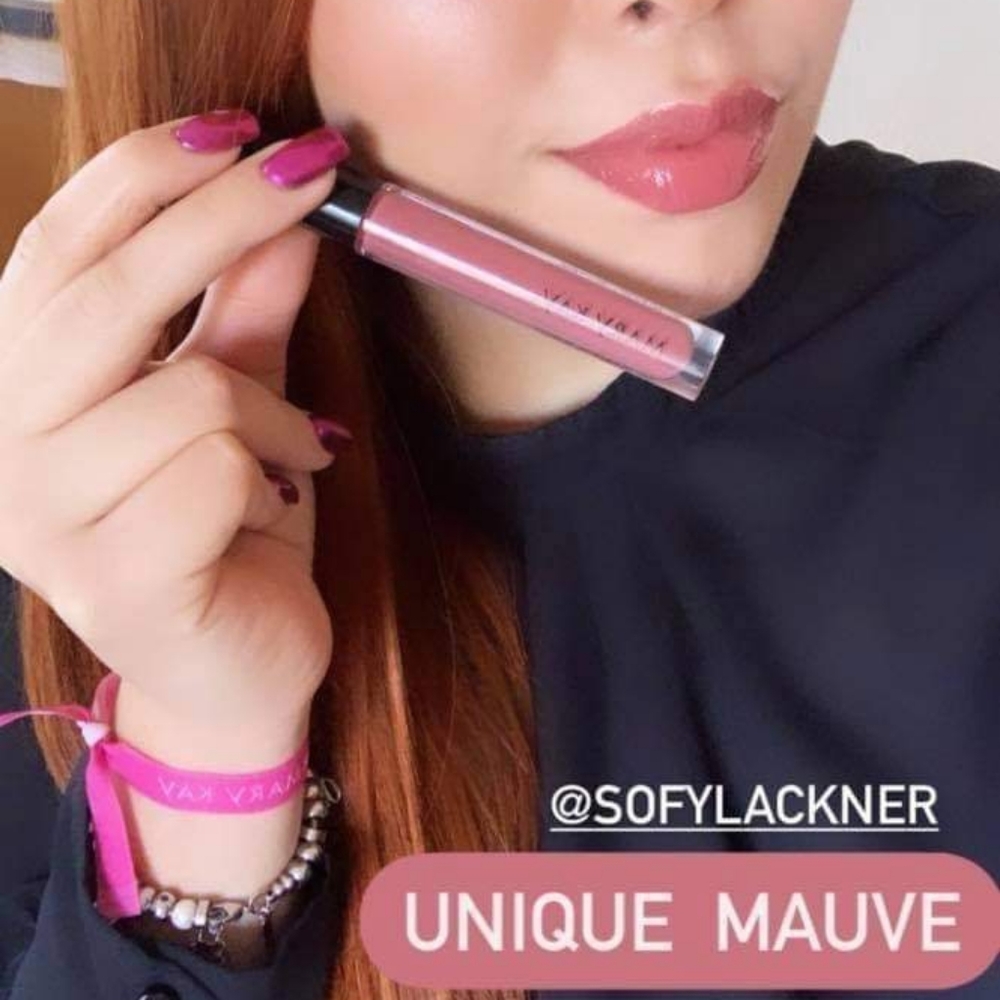 Mary Kay Unlimited Lip Gloss in Unique Mauve .
